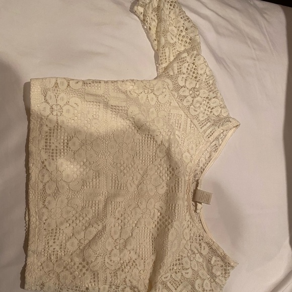 White lace crop top - Picture 1 of 4
